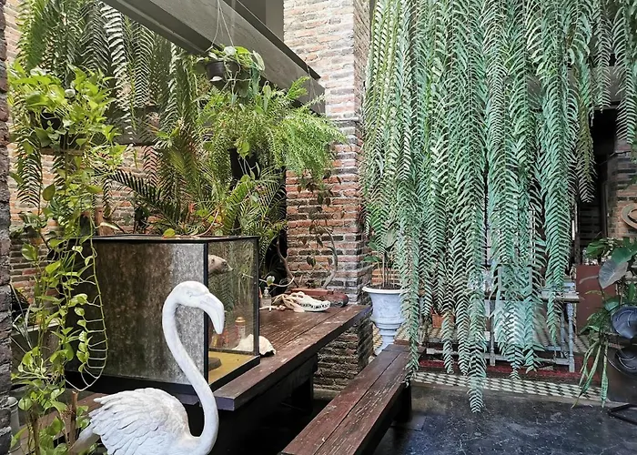 Bed & Breakfast J No.14
