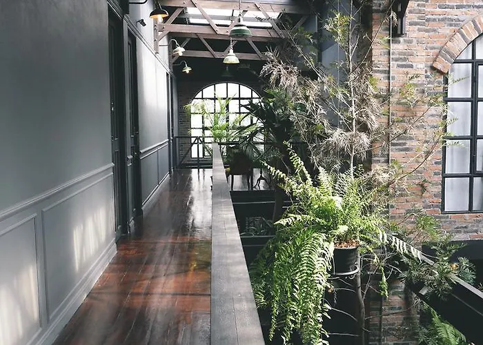 J No.14 Bangkok