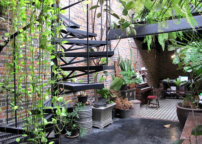 Bed & Breakfast J No.14