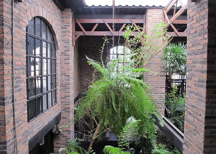 J No.14 Bangkok