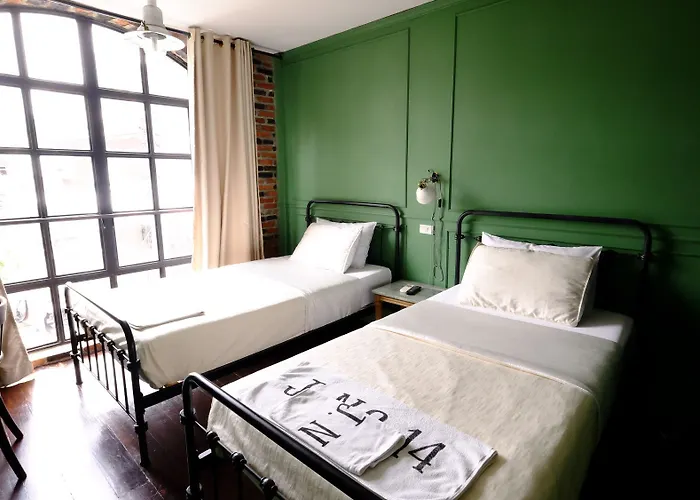 Bed & Breakfast J No.14